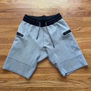 BYLT premium fleece jogger shorts L